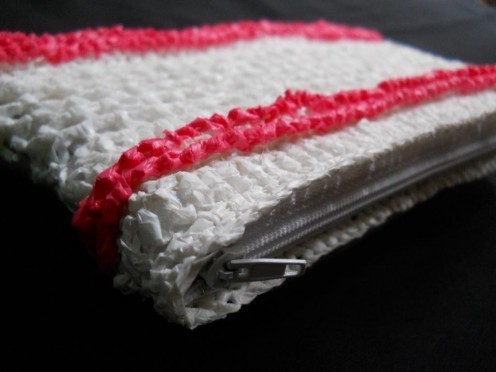 A simple pouch making use of the crab stitch (reverse single crochet) as emphasis