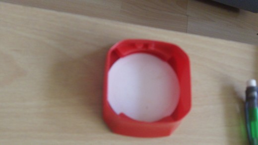 The jar lid comes in handy as a small water container to add to your paints as and when needed.