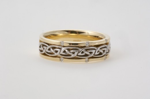 Two tone Celtic Wedding band from Seoda Si Celtic Jewelry.com