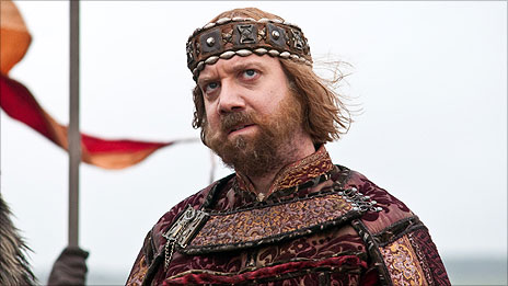 Paul Giamatti  plays King John in the movie Ironclad