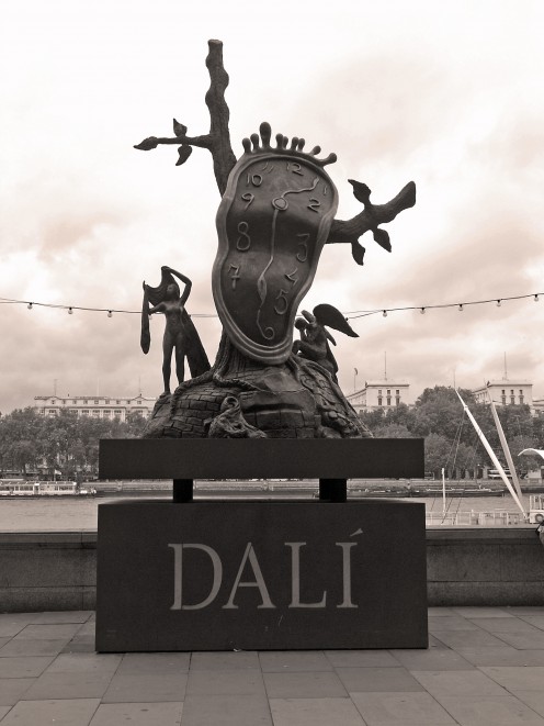 Dali Sculpture