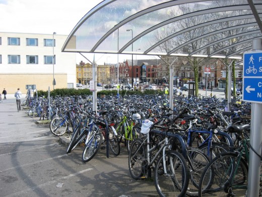 Bicycle parking next to the rail station in Oxford 