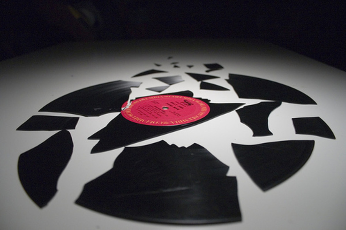The History of the Vinyl Record and the Production of New Technologies