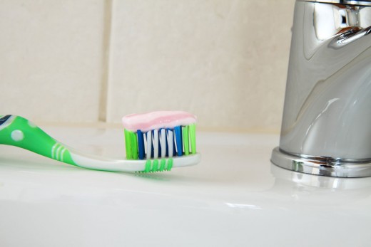 Oral hygiene by brushing the teeth 