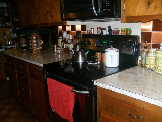My cleared and cleaned kitchen counters