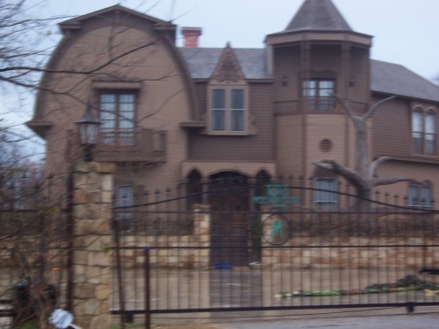 The Munster Mansion replica from the road