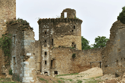 Le château de La Prune.  Photo by Muriel Azmard
