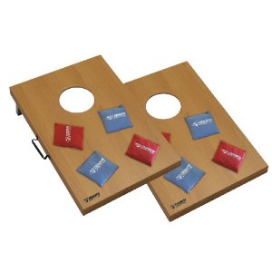 Bean bag game "Cornhole"