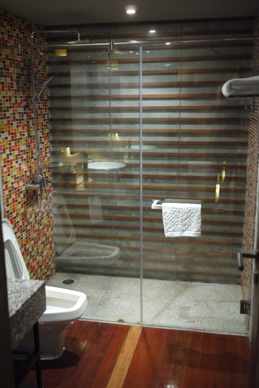 Very nice and super clean bathroom!