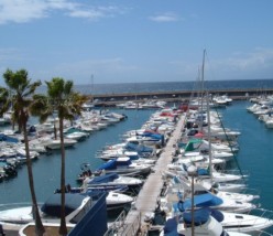 Why holiday-makers choose Puerto Colon in Tenerife in the Canary Islands