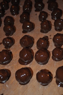 Peanut Butter Balls - Melt in your Mouth Good