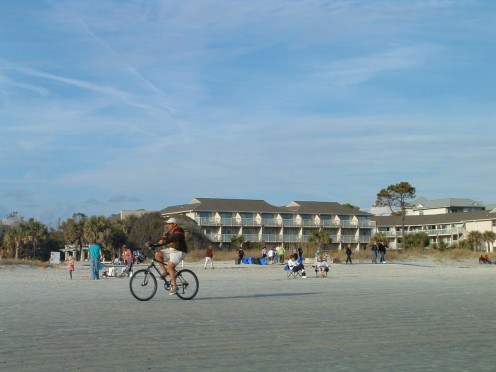 The hard packed sand on Hilton Head beaches make biking directly on the beach a popular activity for people of all ages.
