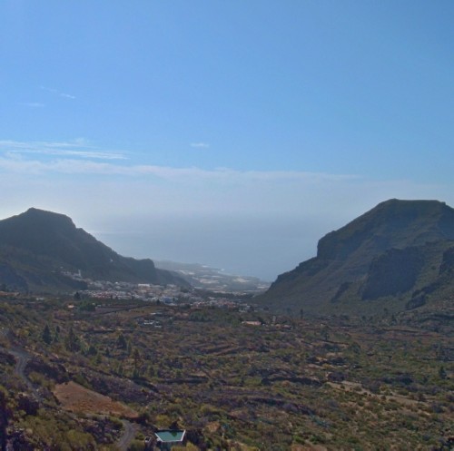 Tamaimo and mountains. Photo by Steve Andrews