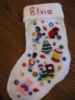 Christmas Inspiration: White Felt Stockings for Everyone