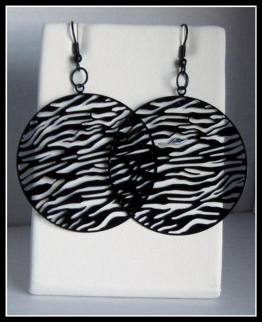 Ideas for making low cost jewelry