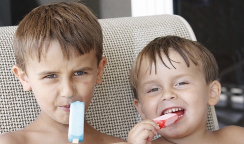 Nothing better than two sweet boys enjoying some popsicles!