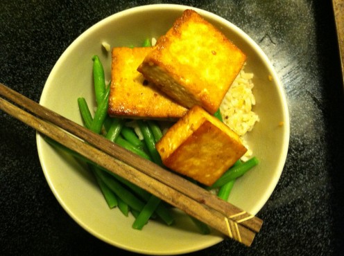 Asian inspired tofu, green beans & brown rice