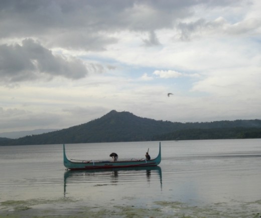 boatmen ready to take u around the Taal Lake and to Taal Volcano site...
