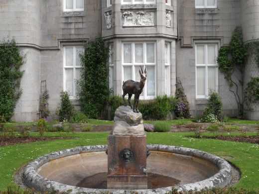 Monument in front of Balmoral Castle.