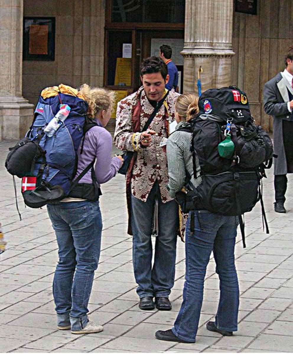 How to Backpack Through Europe Cheaply - 6274009 F520