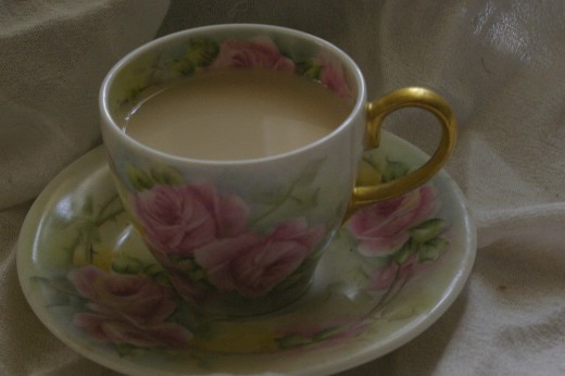 English style tea with milk and sugar