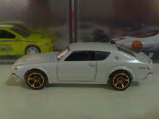 Brian's old school Nissan Skyline diecast. Funny though how JDM (Japan Domestic Market) vehicle found on its way to Brazil