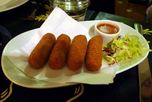 Kroket Kentang (Indonesian Potato Croquette)