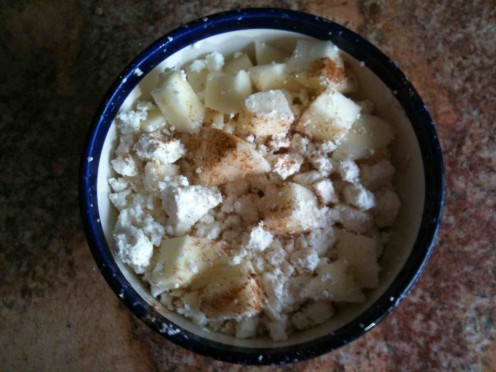 cottage cheese with apples