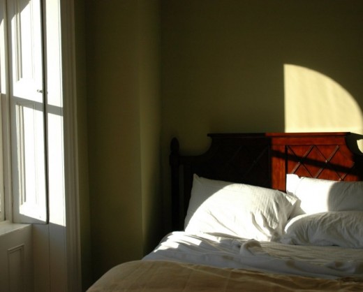 Keeping the windows and curtains open will let in a burst of sunrise and the freshness of the morning breeze.