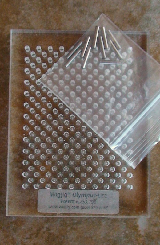 Wire jig with pegs