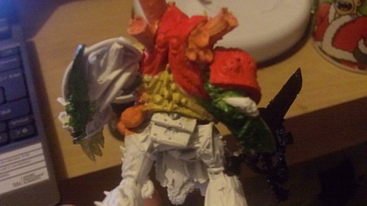 The arms have armor on them so I decided to do a coat of Salamander Green.