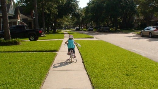 It's bicycling season - time to go over the bicycle safety rules with your kids. 