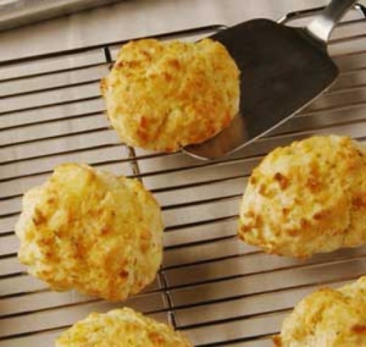 Delicious Cheddar Bay Biscuits