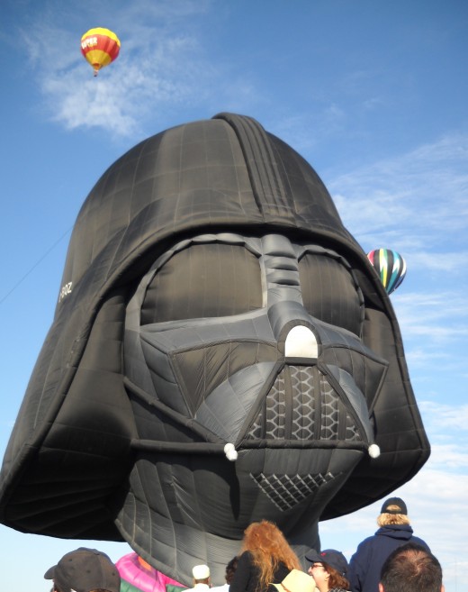 Darth Vader special shapes balloon.