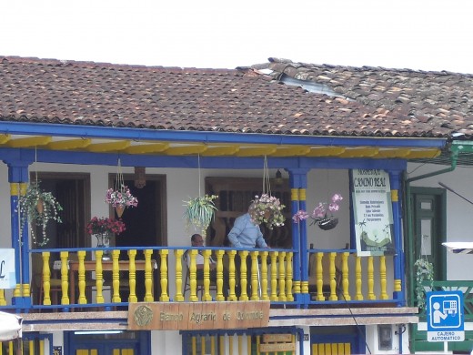 A balcony overlooking the plaza