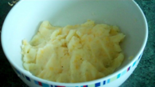 Cheesy potato mash