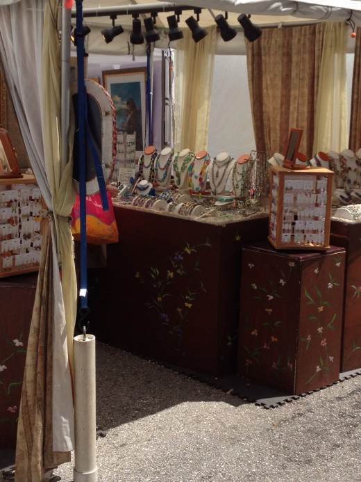 Artisans display unique, hand-crafted, fine jewelry, which are usually one-of-a-kind. 