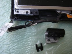 Fixing an HP dv9000 with Broken Hinge and No Video (In Surrey)