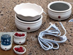 What is the difference between a tart plate warmer and a regular candle tart warmer?