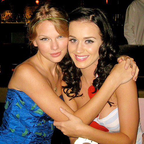 Singers Taylor Swift and Katy Perry do not want anyone to get cancer. They both look adorable in this picture.