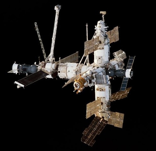 Approach view of the Mir Space Station viewed from Space Shuttle Endeavour during the STS-89 rendezvous. A Progress cargo ship is attached on the left, a Soyuz manned spacecraft attached on the right. 1998.