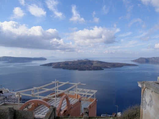  view to Nea Kameni from Fira