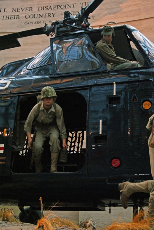 A Sikorsky HRS-2 helicopter
