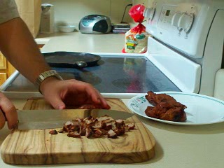 Dice pork steaks into small pieces.