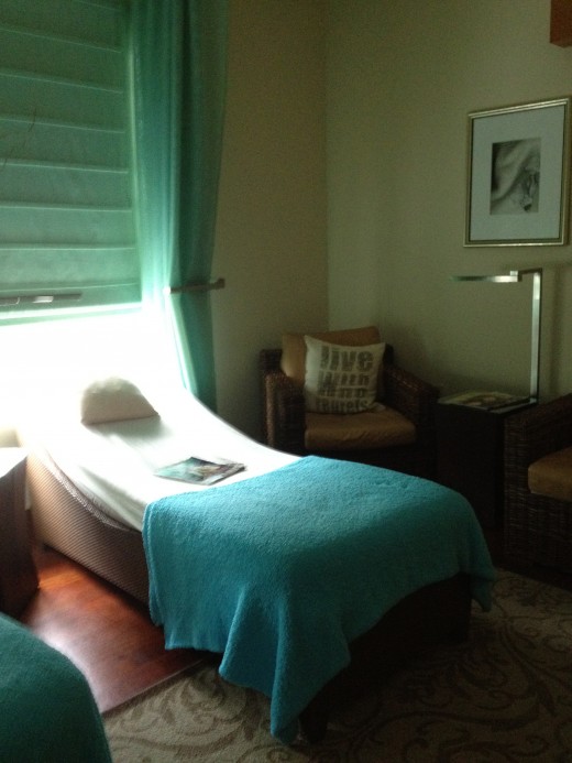 The relaxation room is a serene area in which to read and sip on water, tea or munch on fruit.  The pineapple-cucumber water was wonderful!