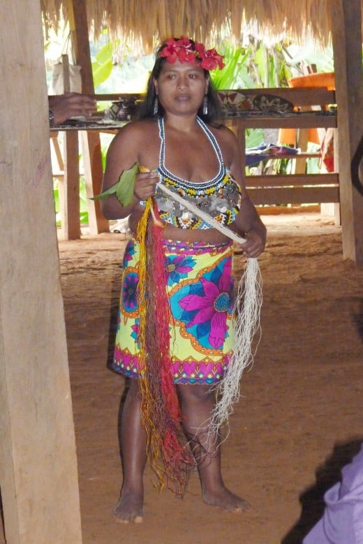Embera Indian explaining how some of the crafts are made.