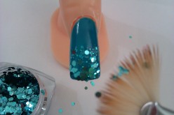 DIY Nail Art Designs and Nail Polish Tricks: How to Do a Gradient Glitter Tip in 3 Steps