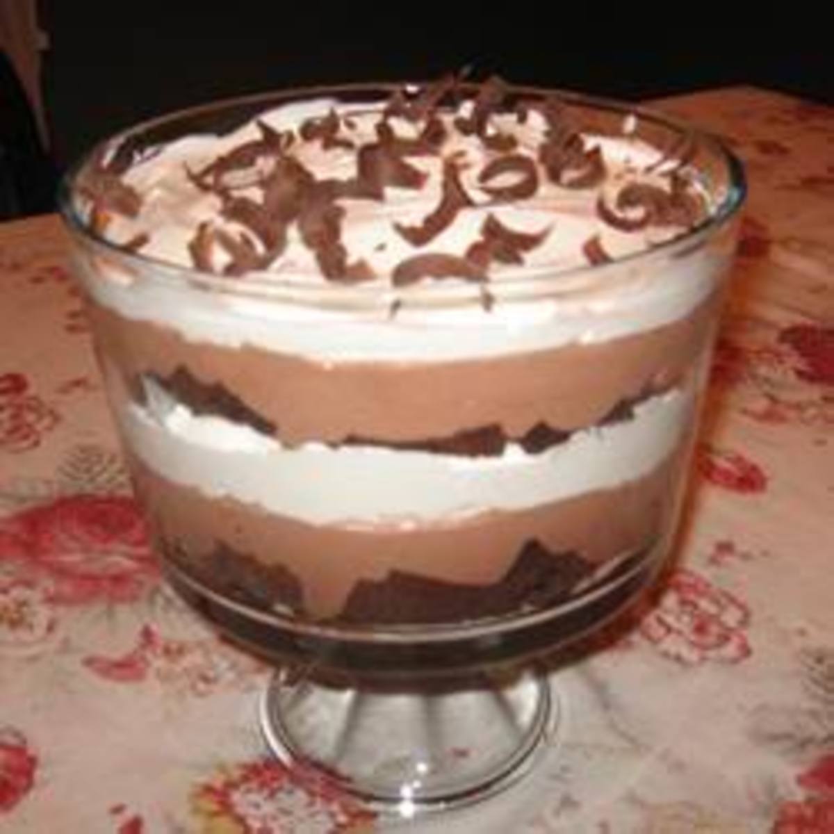 Easy, yummy Chocolate torte trifle!  Note that I have used the easy no bake Oreo crumbs crust recipe at the bottom of this torte.