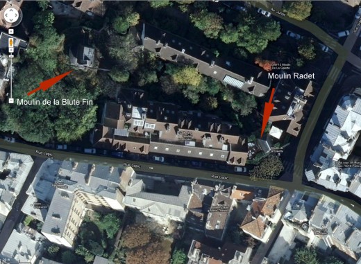 Screenshot of Montmartre showing the location of the two remaining windmills