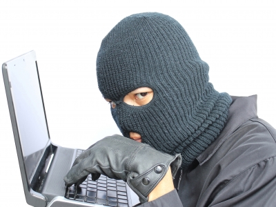 Are you spamming your way into social networks?